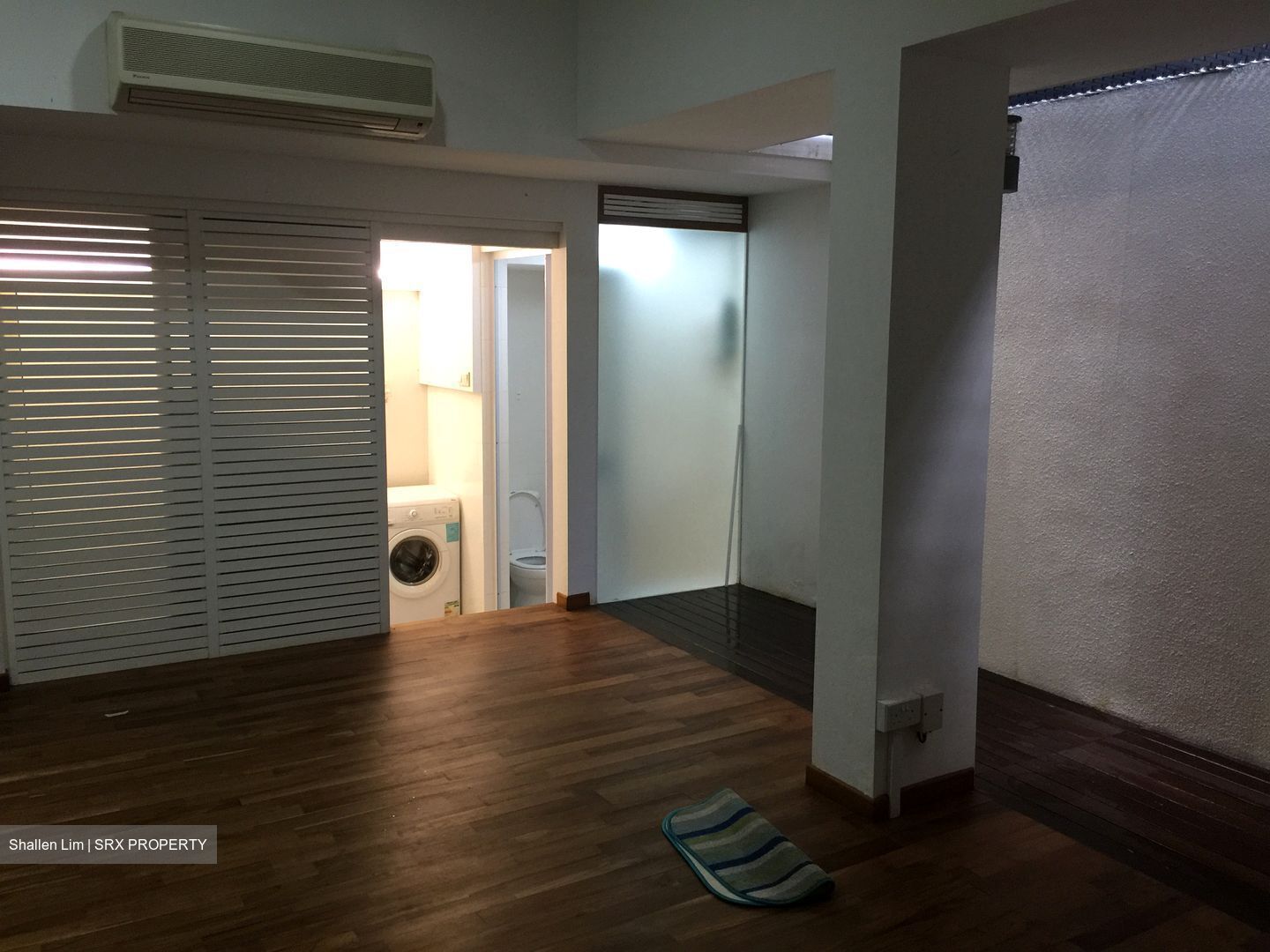 Hua Guan Avenue (D21), Terrace #464694141